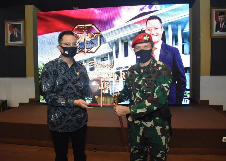 Kopassus Terima Kendaraan Operasional Dari Kemensos RI 2 Kopassus terima bantuan kendaraan operasional dari kemensos RI (net)