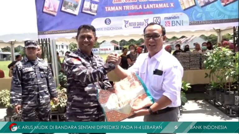 Bazar Murah Lantamal RI Disambut Antusias Warga Jayapura