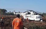 Helikopter Milik BNPB Mendarat Darurat di Lahan Gambut