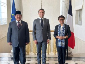 Menhan Prabowo Subianto dan Menlu Retno Melakukan Kunjungan Kehormatan ke Presiden Perancis di Istana Elysee