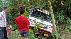 Bus Rombongan Pengantin Masuk Jurang, Satu Orang Dilaporkan Meninggal