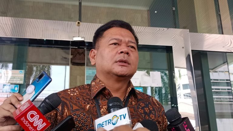 Usai Dicopot Ketua KPK Firli Bahuri, Brigjen Endar Priantoro Kembali Jabat Dirlidik KPK