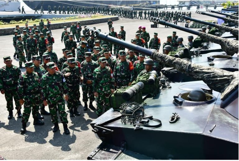 Uji Kesiapsiagaan Lapgap TNI, Kogabwilhan II Laksanakan Apel Gelar Pasukan