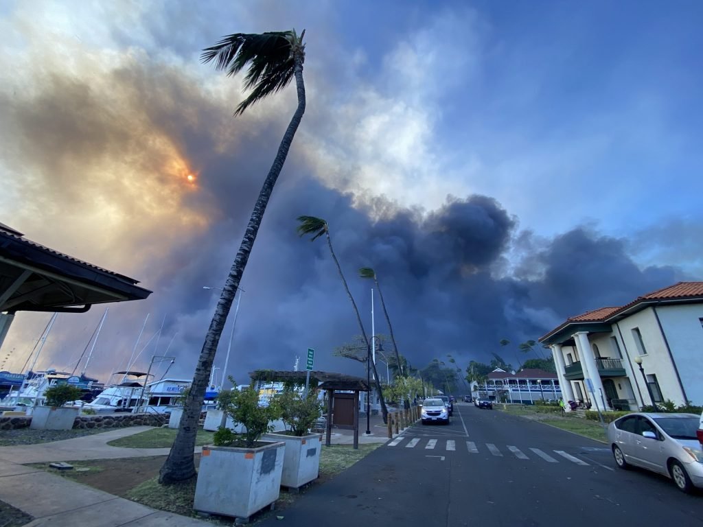 Tragedi di Pulau Maui Hawai : Kebakaran dan Angin Topan Hancurkan Kota Lahaina