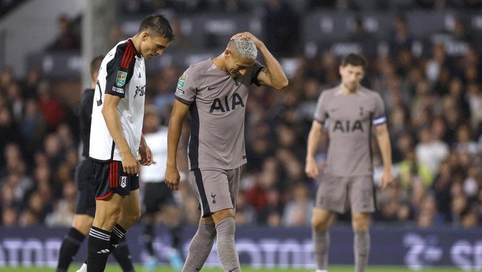 Fulham Kalahkan Tottenham Hotspur Dalam Drama Adu Penalti di Liga Inggris