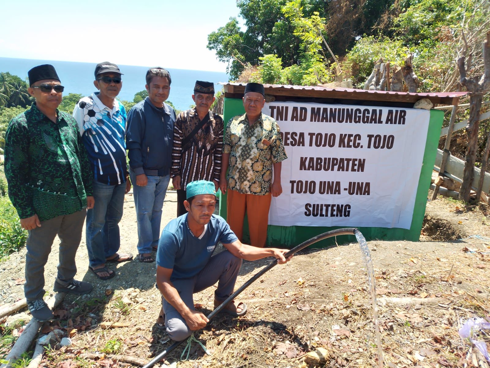 Bantuan Air Bersih dari Program TNI-AD Manunggal Air Atasi Masalah Air Bersih di Tojo Unauna