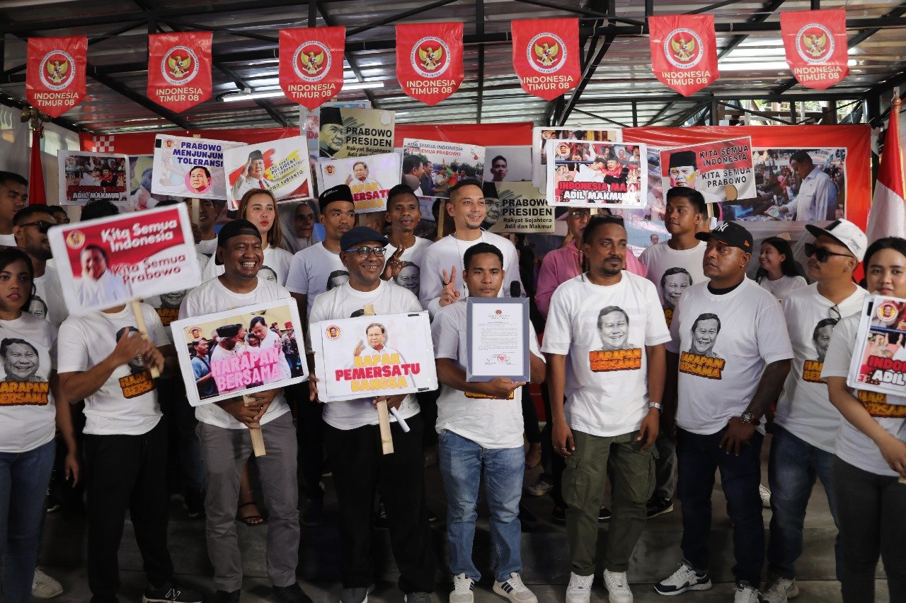 Lanjutkan Kepemimpinan Pak Jokowi, INT 08 : "Pak Prabowo Pilihan Terbaik!" 2 Lanjutkan Kepemimpinan Pak Jokowi, INT 08 : "Pak Prabowo Pilihan Terbaik!"