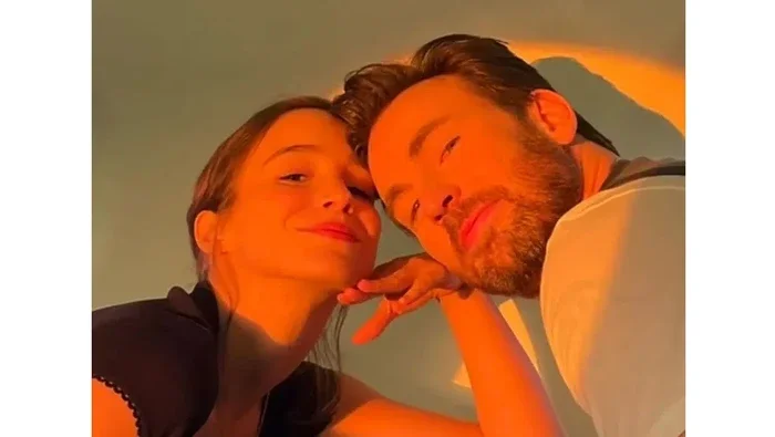 Chris Evans "Captain America" Menikah, Para "Avengers" Datang Kondangan