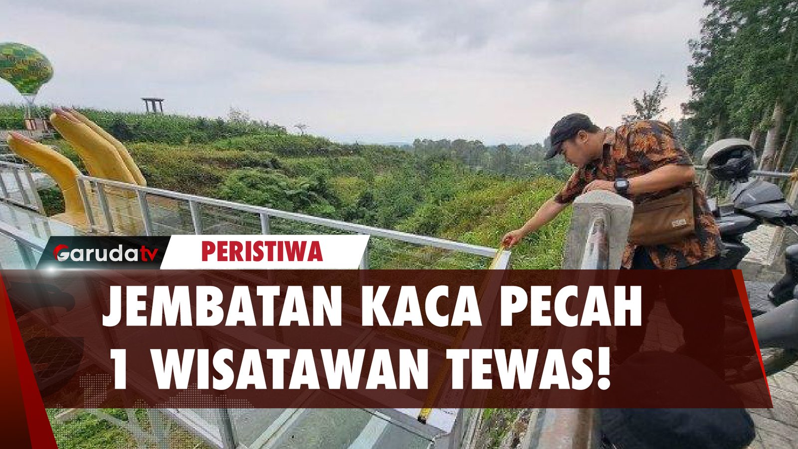 Real 'Final Destination!' Jembatan Kaca Ini Pecah Saaat Wisatawan Asyik Swafoto