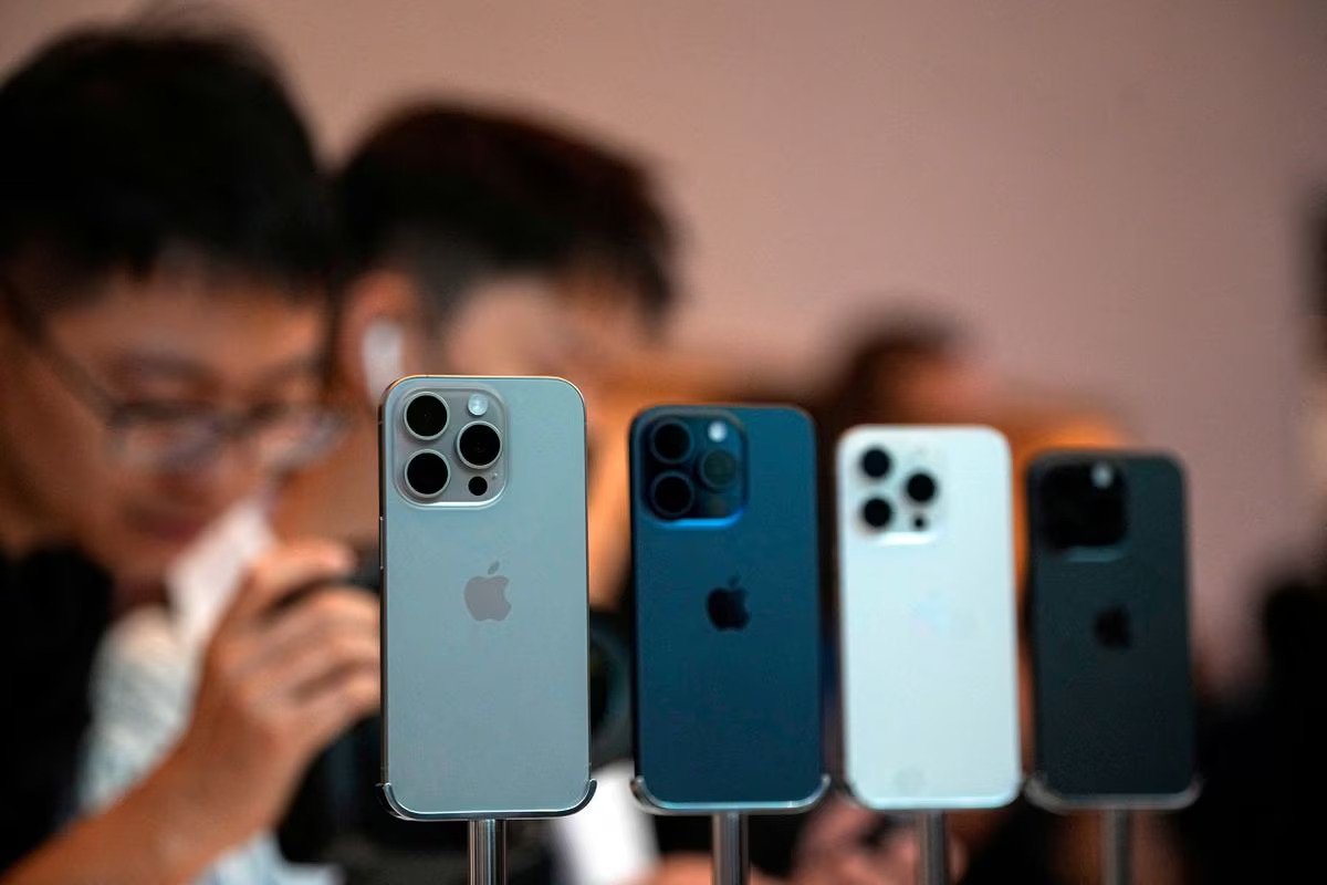 Kurang Laku, iPhone 15 Diskon Besar-besaran di China