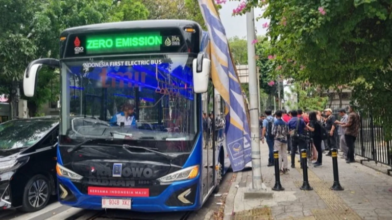 Ini Spesifikasi Bus Listrik yang Dipakai Prabowo - Gibran ke KPU