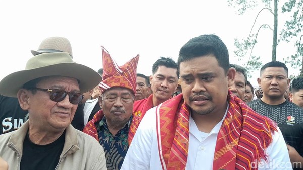 Bobby Nasution dan Relawan RKBN Dukung Prabowo-Gibran di Pilpres 2024