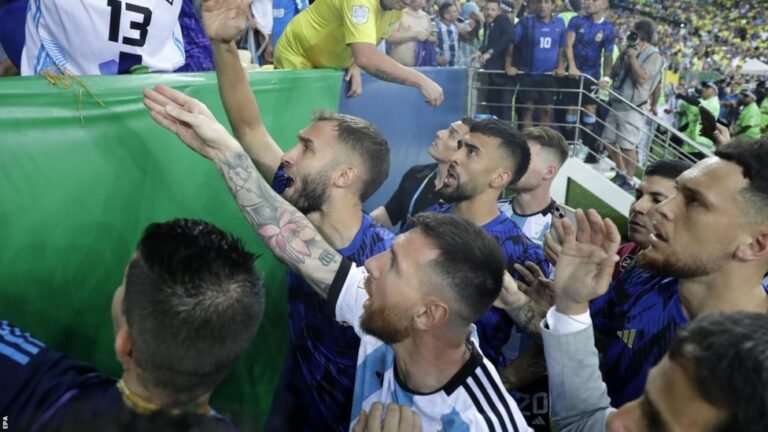 Brasil vs Argentina Rusuh, Fans Argentina Dipukuli di Depan Messi