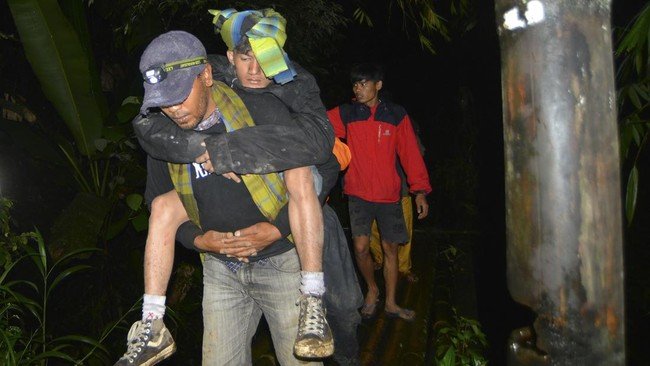 Erupsi Gunung Marapi Sumatera barat, 11 Pendaki Tewas dan 12 Pendaki Belum Ditemukan