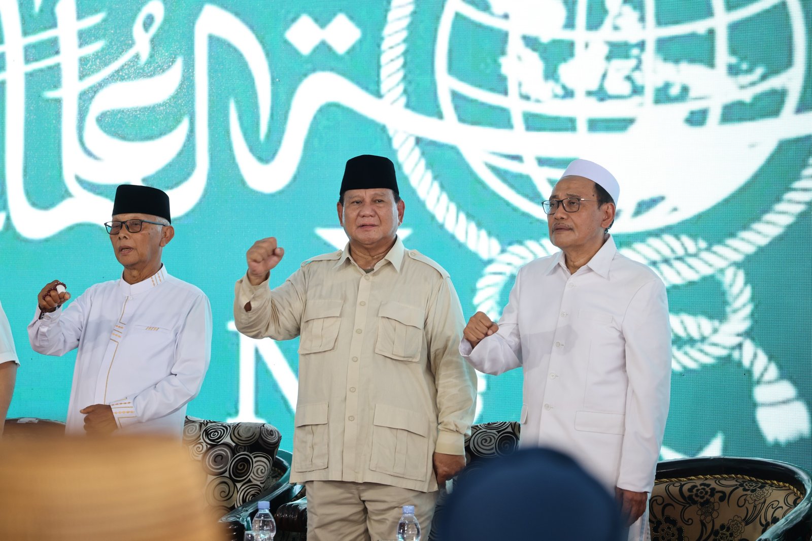 Prabowo Subianto Dinobatkan Sebagai Sahabat Santri Indonesia