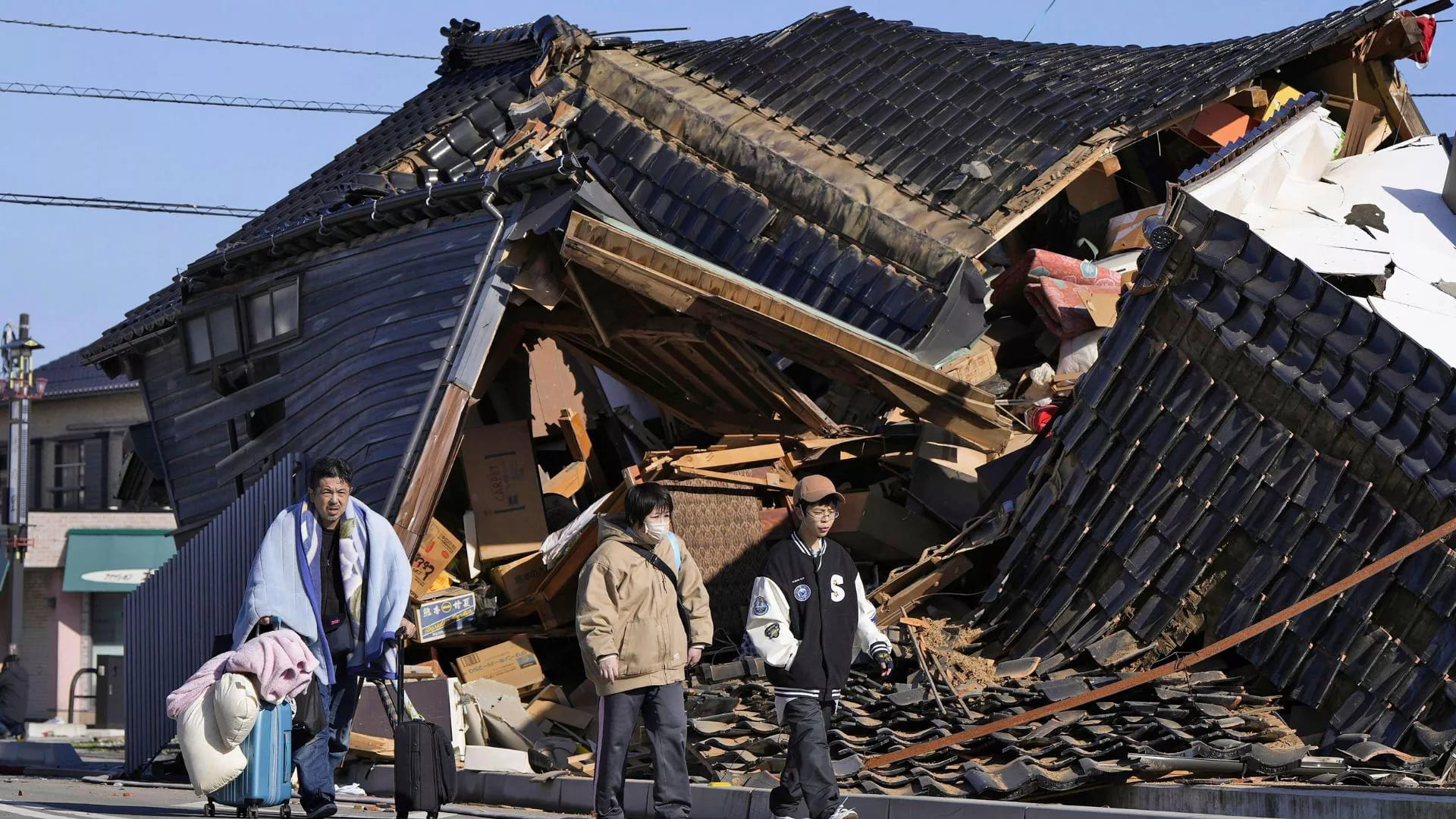 Korban Tewas Gempa Bumi Jepang Menjadi 64 Orang, Usaha Penyelamatan Tersendat
