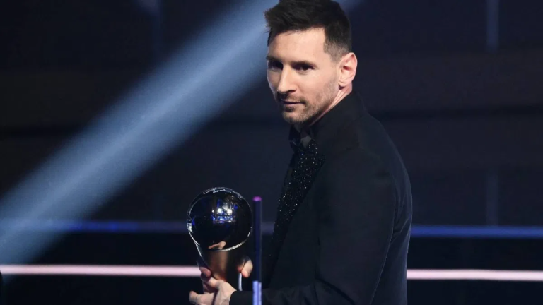 Lionel Messi Raih Gelar Pemain Terbaik Pria di FIFA Best Awards 2023
