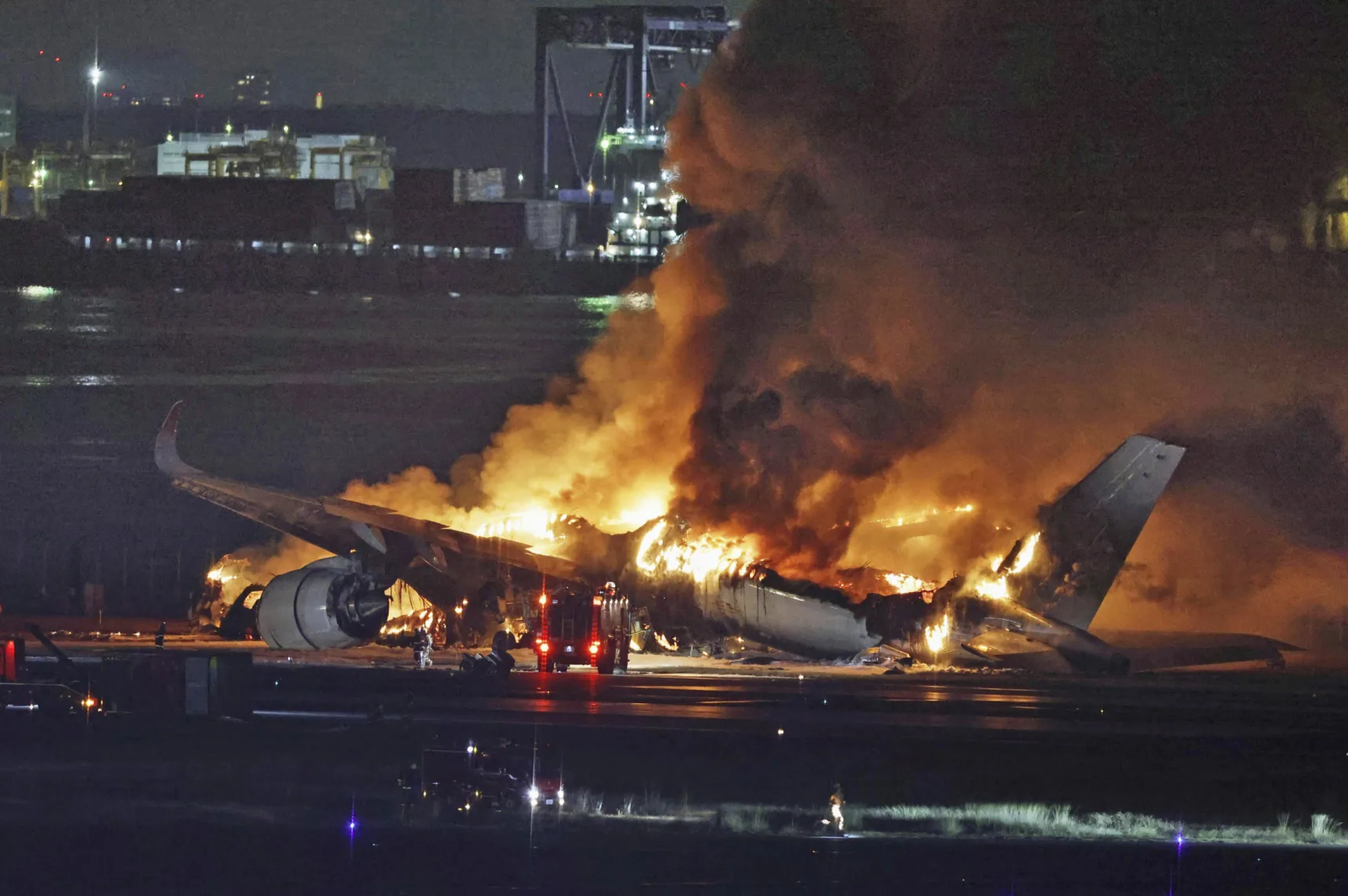 Kesaksian Penumpang Pesawat Japan Airlines yang Tabrakan di Bandara Haneda
