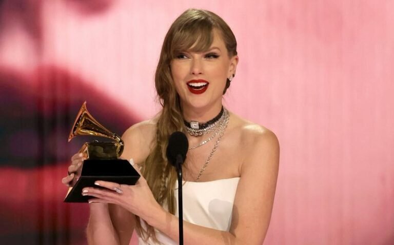 "Midnights" Taylor Swift Raih Penghargaan Album of The Year Grammy Awards 2024