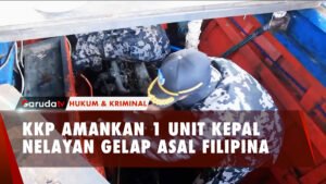 Sebabkan Kerugian Hingga 1,4 Miliar Rupiah, KKP Tangkap 1 Unit Kapal Ikan Gelap Asal Filipina