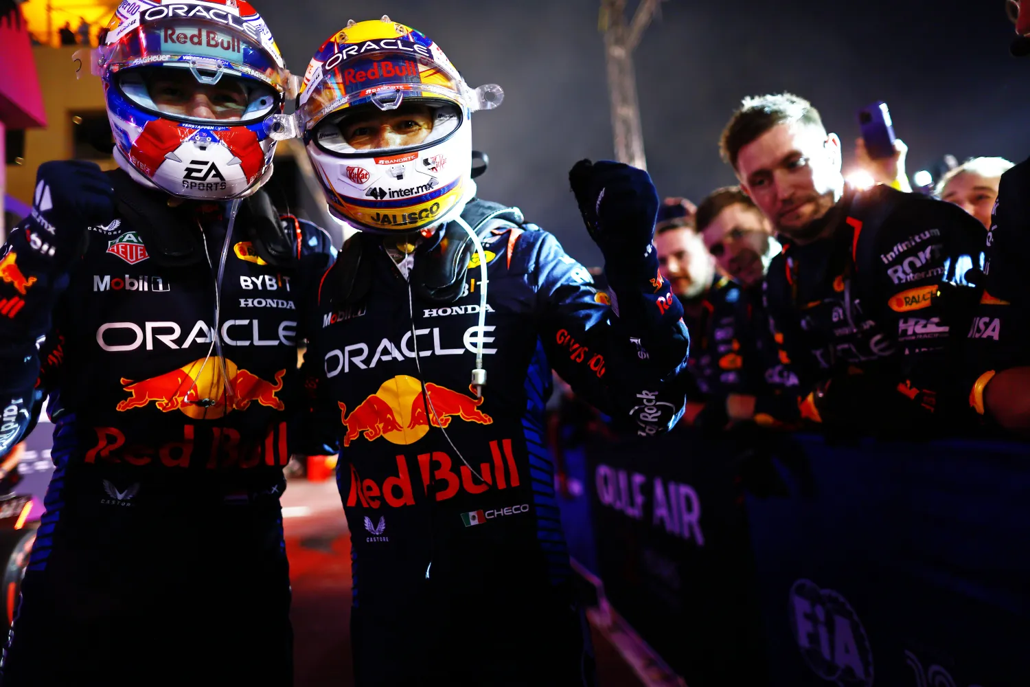 Max Verstappen dan Sergio Perez Mendominasi F1 Grand Prix Arab Saudi