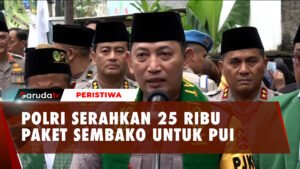 Polri menyerahkan 25 ribu paket bantuan kemanusiaan berbentuk sembako kepada Dewan Pengurus Pusat Persatuan Ummat Islam. Bantuan tersebut nantinya akan disalurkan ke masyarakat di 10 provinsi di Indonesia, guna membangun sumber daya manusia berkualitas menuju target Indonesia Emas 2045.