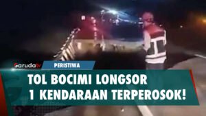 Detik-Detik Kendaraan Terperosok Akibat Longsor di Tol Bocimi