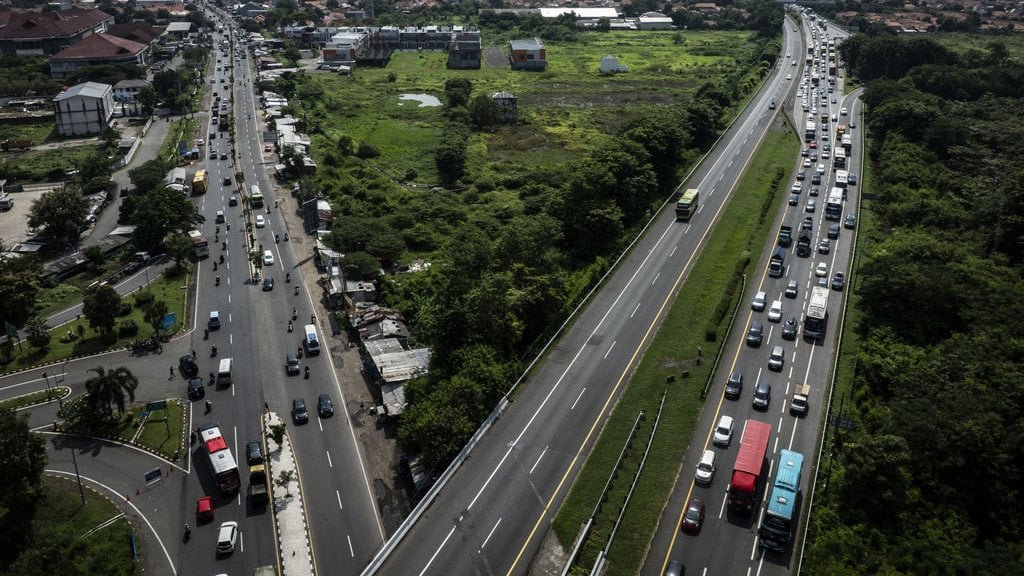 Polri Kembali Terepkan Sistem One Way di Tol Transjawa Hingga Siang Nanti