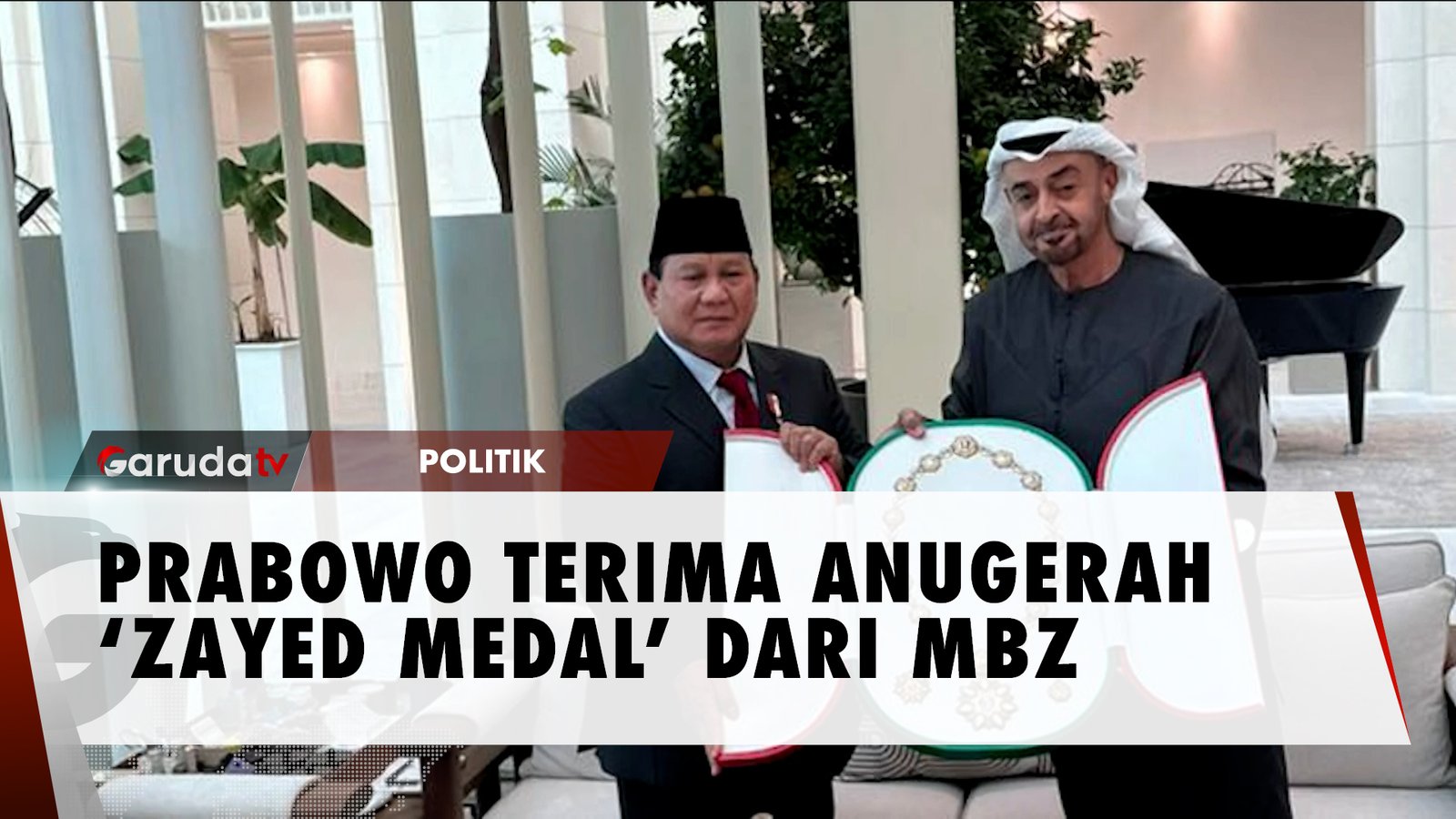Terbang ke UEA, Prabowo Terima Penghargaan ‘Zayed Medal’ Dari Presiden UEA