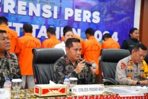 KKP Gagalkan Dua Kapal Ikan Selundupkan Manusia di Perairan Teluk Kupang