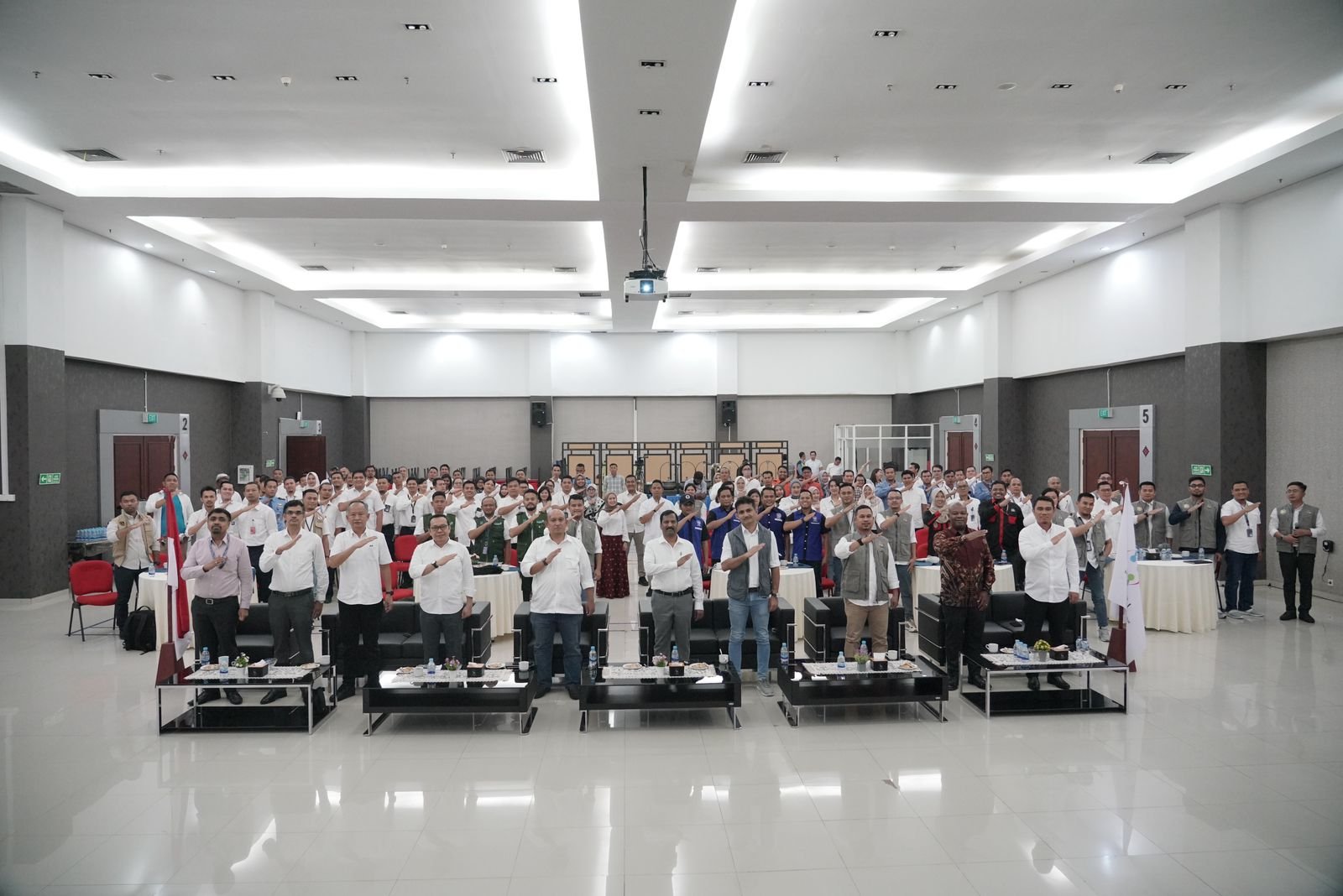 PT Angkasa Pura Aviasi Mengukuhkan Komitmen Menuju Keunggulan dalam Industri Penerbangan Regional 12 PT Angkasa Pura Aviasi Mengukuhkan Komitmen Menuju Keunggulan dalam Industri Penerbangan Regional