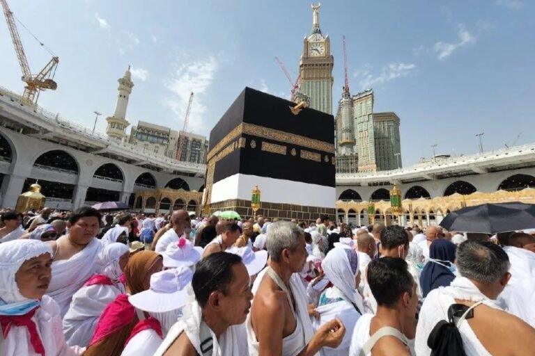 Jamaah Umrah yang Nekat Ibadah Haji Dilarang Masuk Arab Saudi 10 Tahun