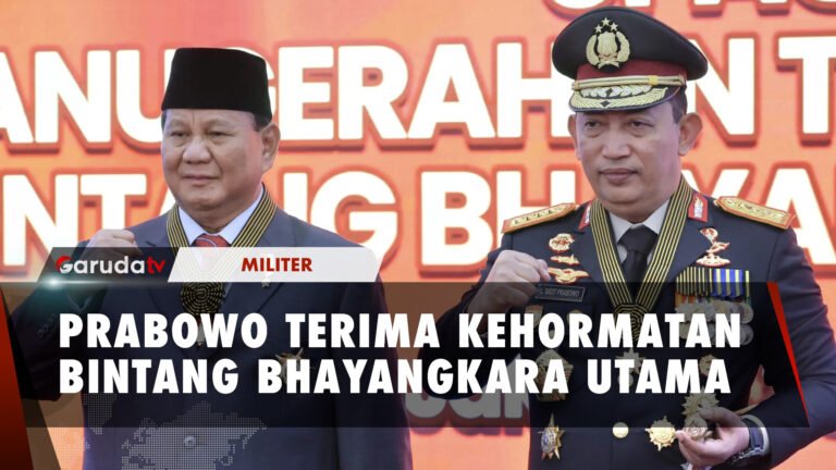 Menhan Prabowo Terima Penghargaan Tanda Kehormatan Bintang Bhayangkara Utama Polri