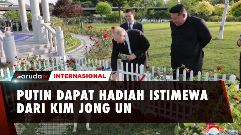 Gemas! Kim Jong Un Dan Putin Tukar Kado