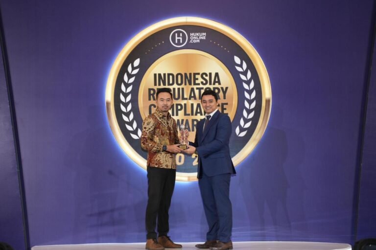 PT Pupuk Indonesia Raih Gold di Indonesia Regulatory Compliance Awards 2024