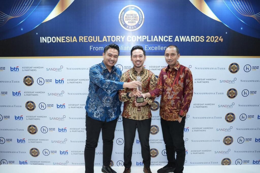 PT Pupuk Indonesia Raih Gold di Indonesia Regulatory Compliance Awards 2024