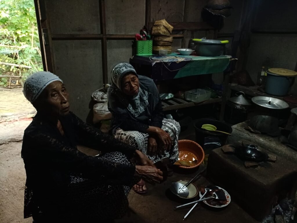 Pelestarian Tradisi Bekamal dan Serambi Budaya di Desa Tamansuruh