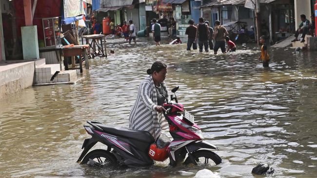 BPBD: Waspada Potensi Banjir Rob Intai Pesisir Jakarta