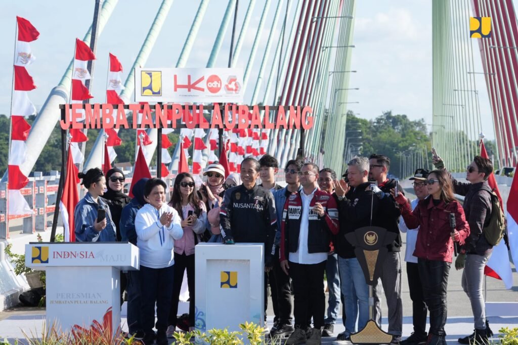 Peresmian Jembatan Pulau Balang dan Jalan Bebas Hambatan Akses IKN oleh Presiden Jokowi