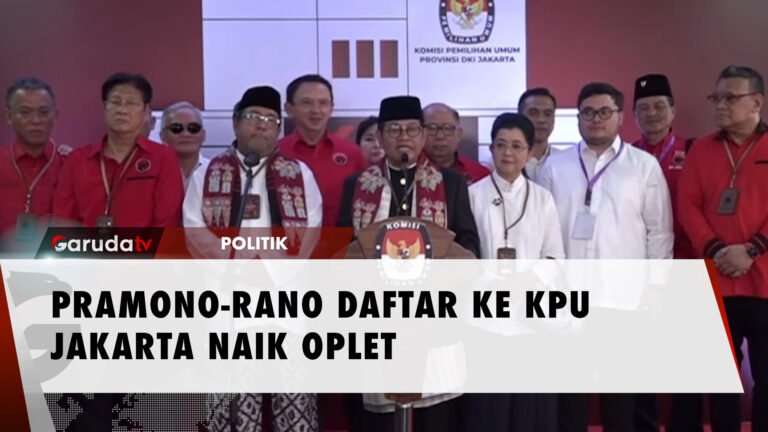 Gaya Unik Pramono-Rano, Daftar ke KPU Jakarta Naik Oplet