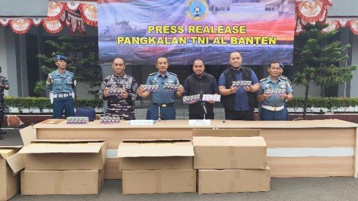 TNI AL Gagalkan Penyelundupan 2,28 Juta Batang Rokok Ilegal di Merak