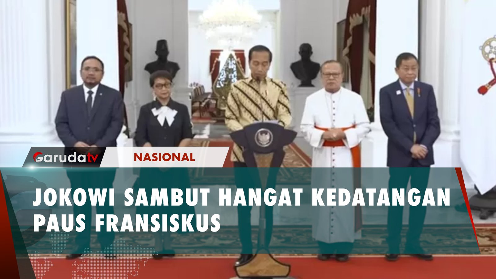 Sambutan Hangat Jokowi Atas Kedatangan Paus Fransiskus