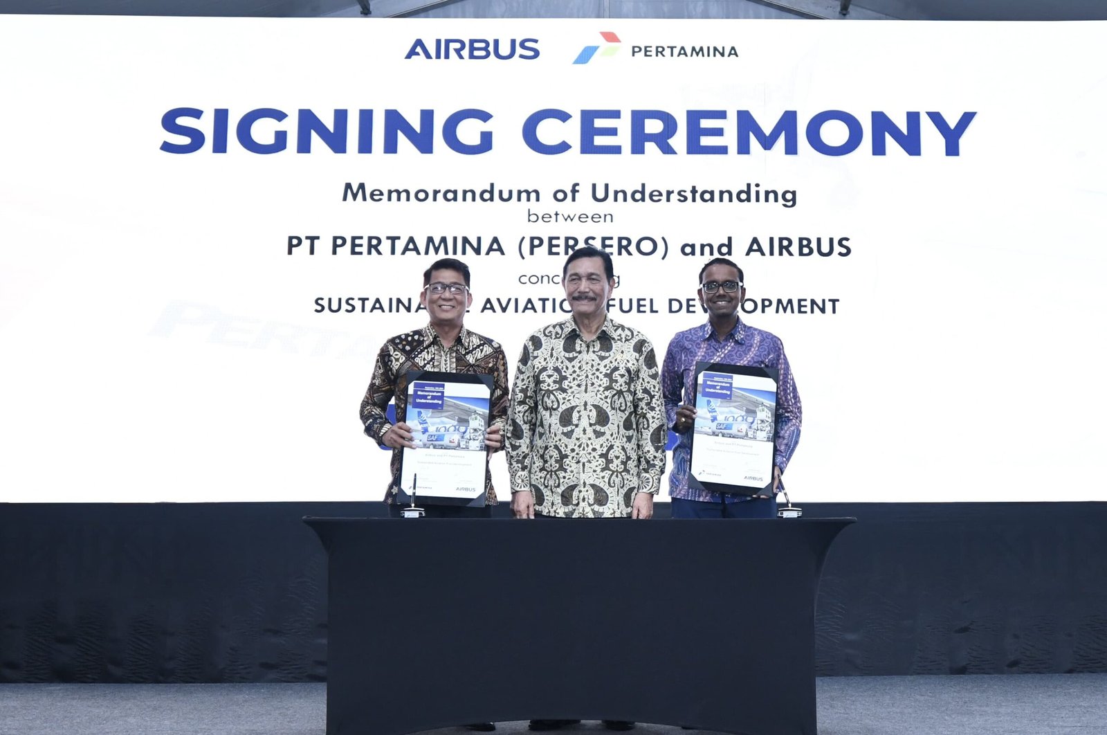 Pertamina Gandeng Airbus untuk Kembangkan Ekosistem Bahan Bakar Penerbangan Berkelanjutan di Indonesia