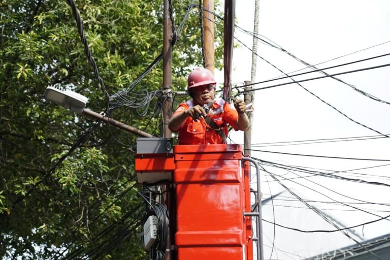 Telkom sediakan layanan telekomunikasi digital andal, hingga menjadi TV Pool acara pelantikan