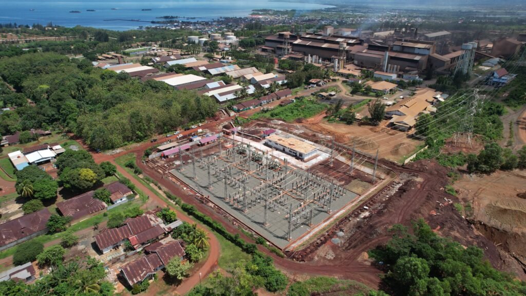 Dukung Hilirisasi Mineral, PLN dan Antam Sinergi Pasok Listrik Ramah Lingkungan untuk Smelter Feronikel di Kolaka 2 Dukung Hilirisasi Mineral, PLN dan Antam Sinergi Pasok Listrik Ramah Lingkungan untuk Smelter Feronikel di Kolaka