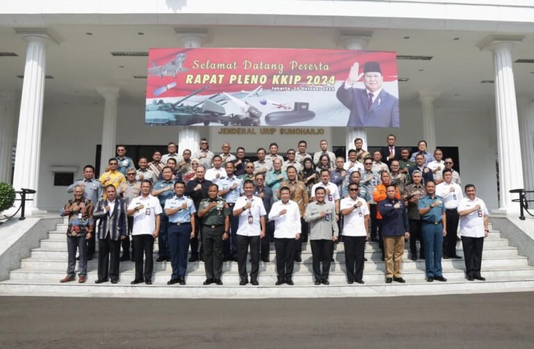 Wamenhan Pimpin Rapat KKIP 2024, Dorong Kemandirian Industri Pertahanan