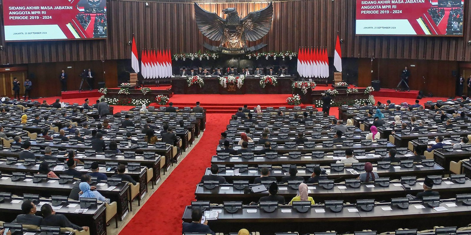 Pelantikan Anggota DPR, DPD, dan MPR, Awal Baru untuk Perubahan