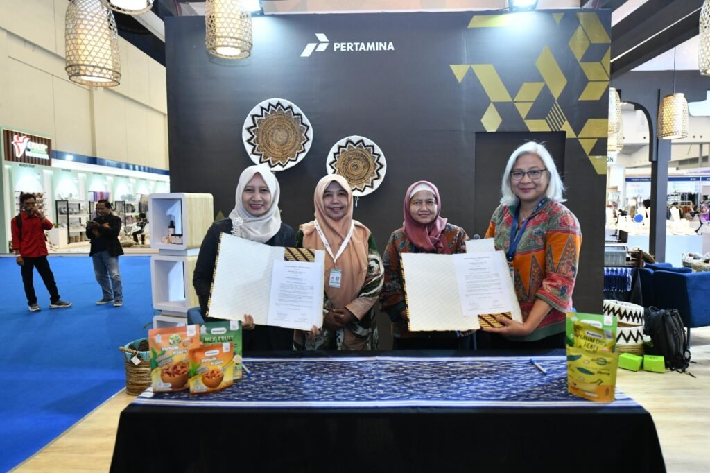 Pertamina Dorong Kewirausahaan Perempuan dengan PFpreneur, Siapkan UMKM Indonesia Mendunia 2 Pertamina Dorong Kewirausahaan Perempuan dengan PFpreneur, Siapkan UMKM Indonesia Mendunia