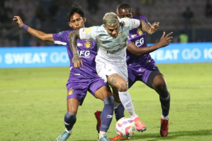 Persib Bandung vs Persik Kediri (Dok. Antara)