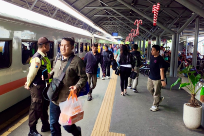 Libur Nataru 2025, Tak Ada Penambahan Cuti Bersama